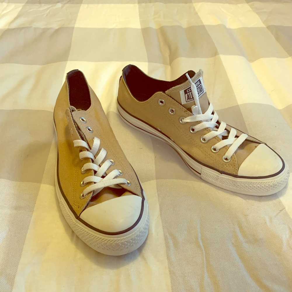 Converse All Star Chuck Taylors men’s size 10